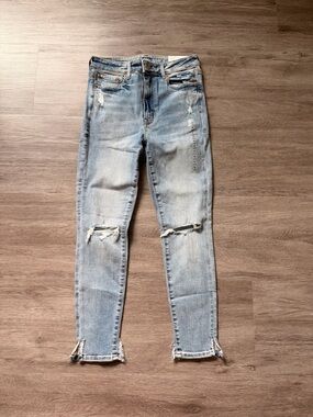 American Eagle Outfitters Light Blue Distressed Skinny Jeans